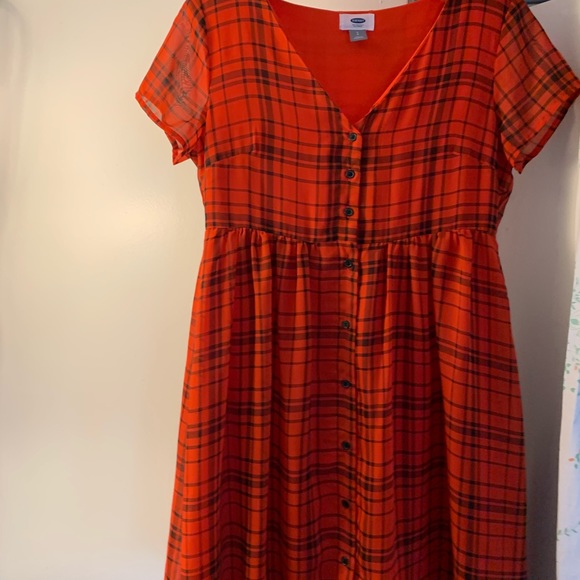 Red plaid old Navy Dress - Picture 5 of 13